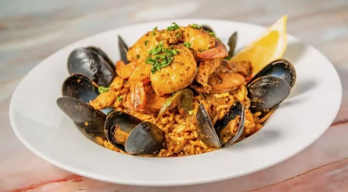 Jambalaya with shrimp, mussels and rice